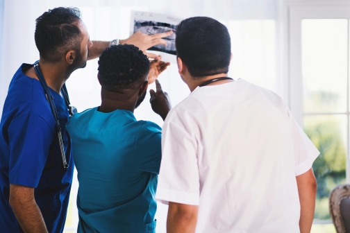 Faculty-led mindfulness-based social-emotional learning workshops for radiology residents: Building self-awareness, resilience and community
